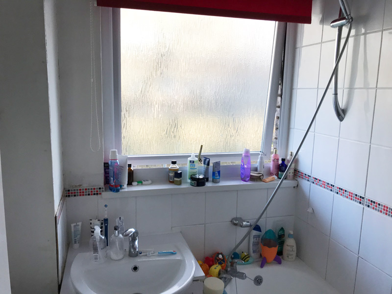 5 Signs that Suggest Your Bathroom Needs Renovation