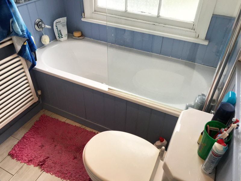 7 Signs That Mean You Need New Bathroom Tiling