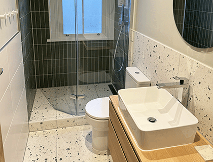 Space Magic: Transforming Tiny Bathrooms with Smart Design Ideas